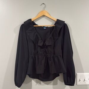 Black Old Navy chiffon preplum blouse